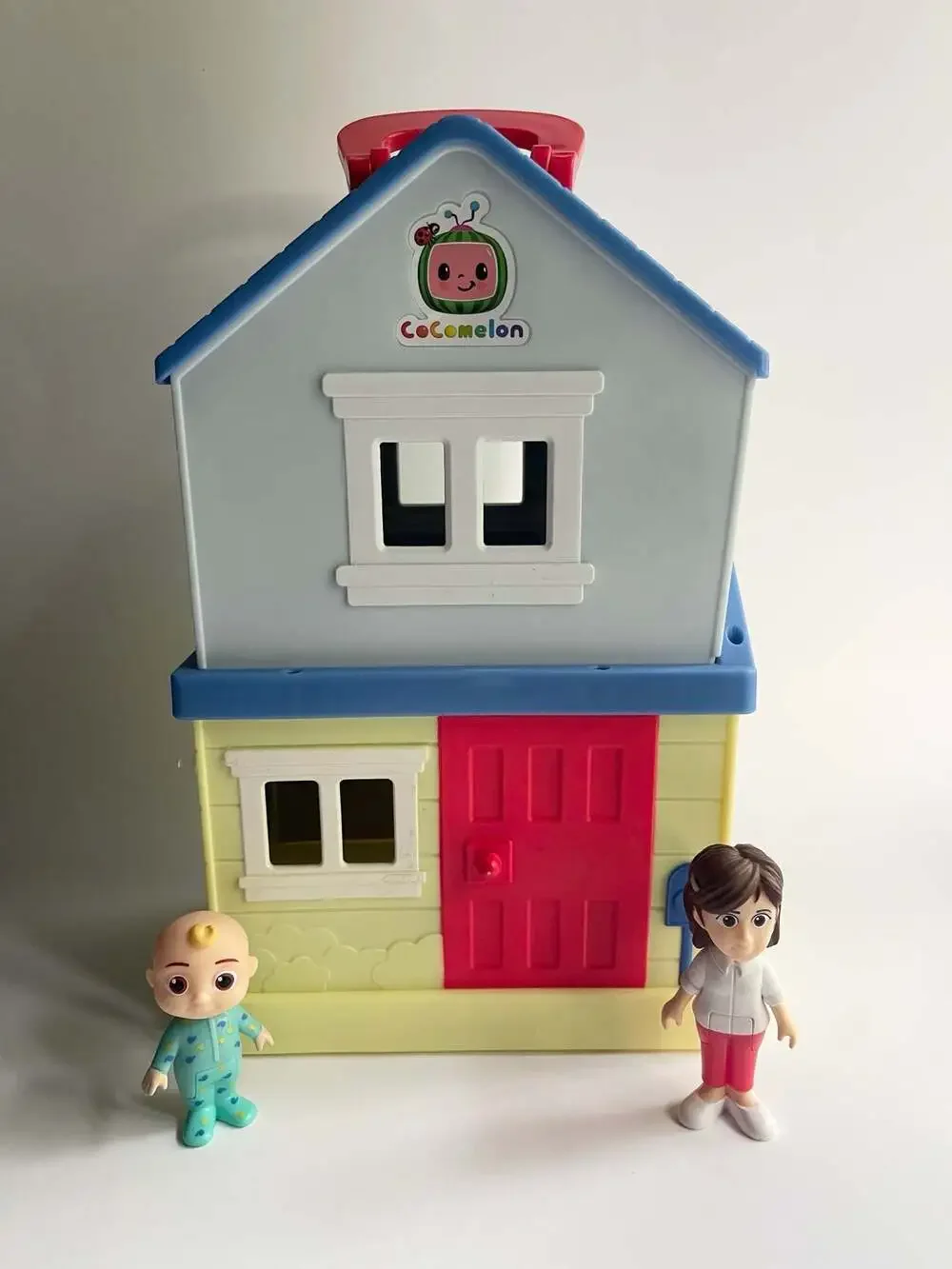 CoComelon deluxe family
